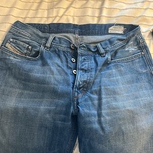 Size L 34 x W 34. Male jeans. Diesel Kuratt.